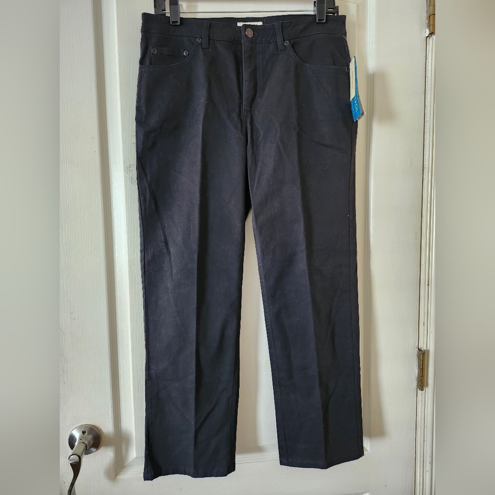 Jones New York Black Straight-Leg Pants.